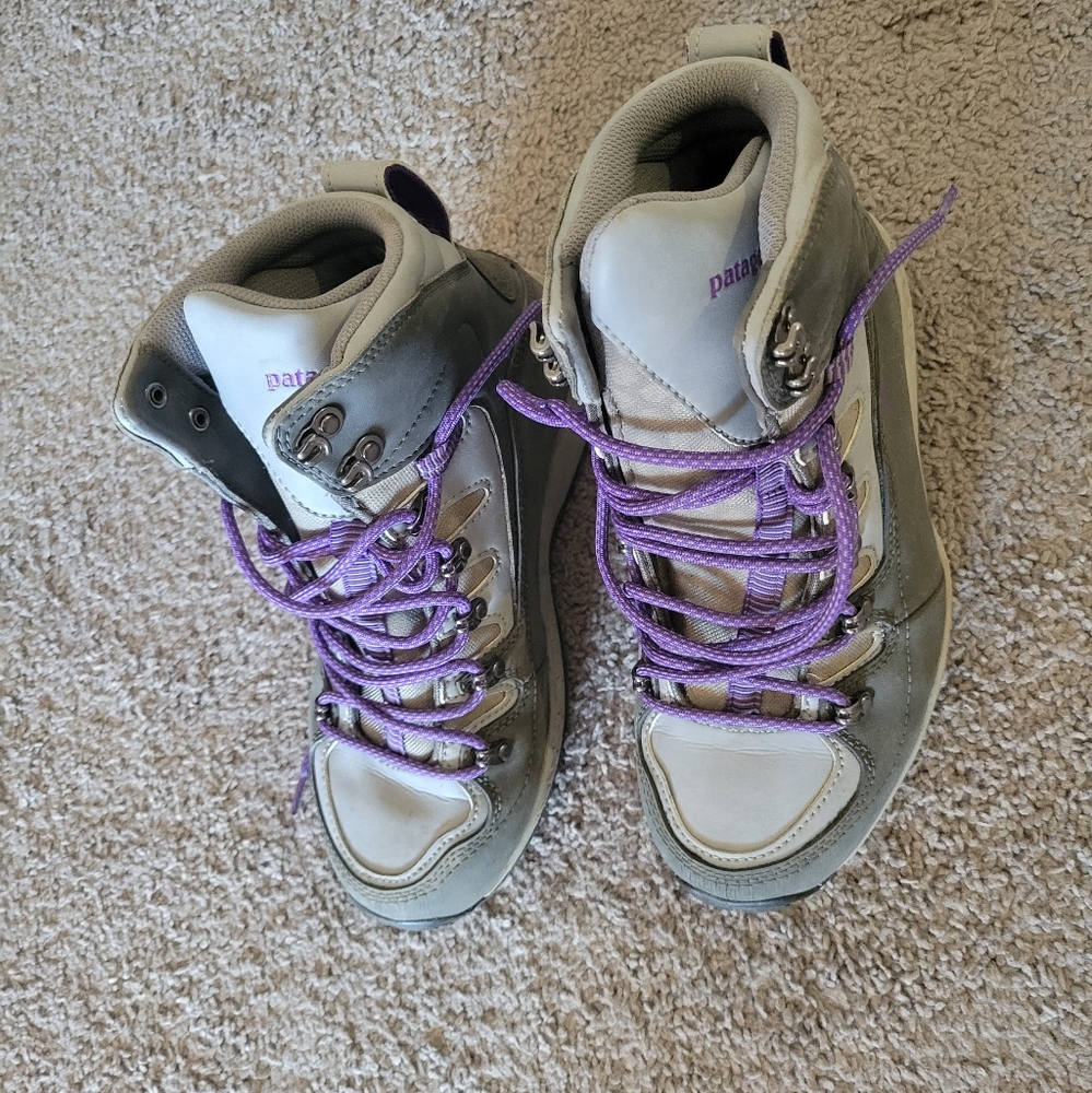 Patagonia Ultralight Wafing Boots Sticky - Women's 9